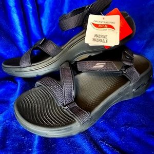 Skechers Arch Fit Sandals Wide